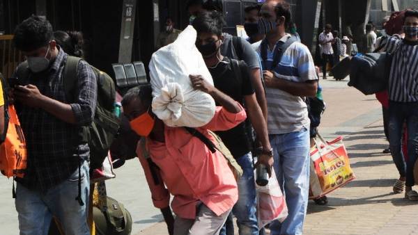 வேலை பறிபோகும் அச்சம் 