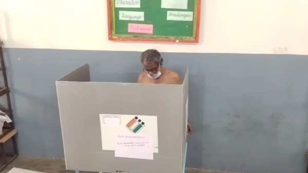 சட்டையை சுழற்றிய அய்யாக்கண்ணு சட்டையை சுழற்றிய அய்யாக்கண்ணு