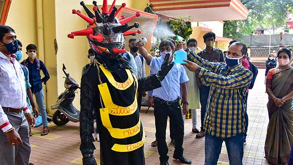 பெங்களூருவில் ஆதிக்கம் பெங்களூருவில் ஆதிக்கம்