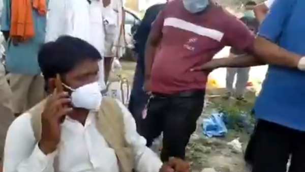 எரியூட்ட பணம் கறக்கும் கும்பல் எரியூட்ட பணம் கறக்கும் கும்பல்