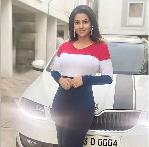 செளந்தர்யா 