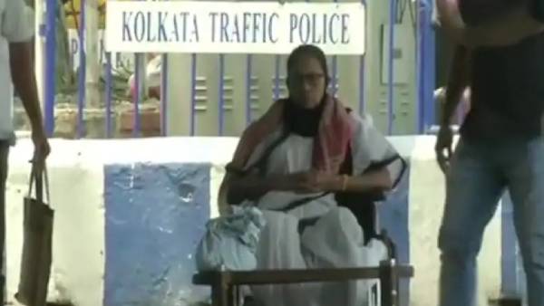 தர்ணா போராட்டம் தர்ணா போராட்டம்