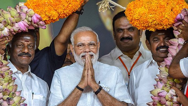 ஈபிஎஸ்-ஓபிஎஸ் கட்சி தலைவர் மோடியா? 