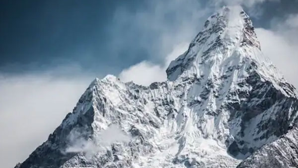 எவரெஸ்ட் கொரோனா பரிசோதனை 