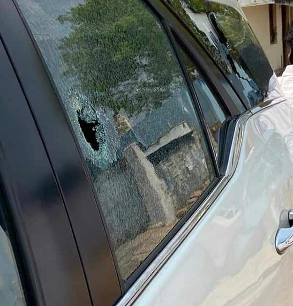 அதிமுகவிர் கோபம் 