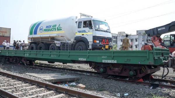 2 மணி நேரம் மட்டுமே ஆக்சிஜன் 2 மணி நேரம் மட்டுமே ஆக்சிஜன்