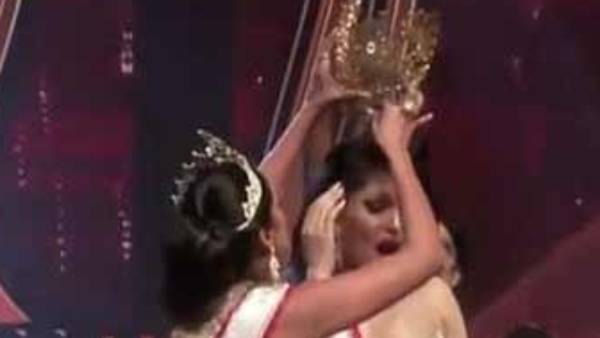 அர்பணிக்கிறேன் 