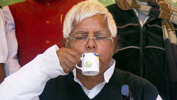 முலாயம் சிங் யாதவ், சரத் பவாருடன் சந்திப்பு