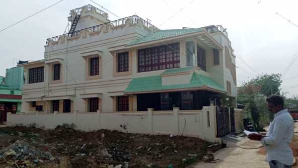 நெருங்கிய நண்பர் நெருங்கிய நண்பர்