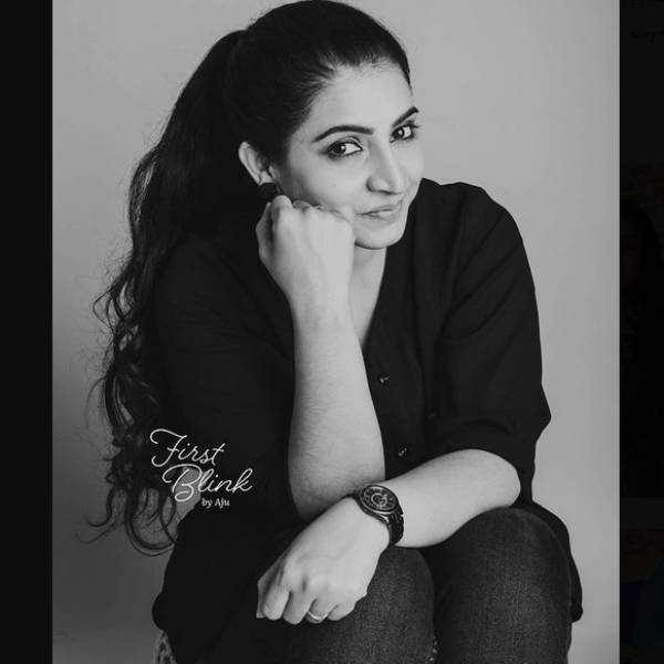 கலக்கல் போஸ் 