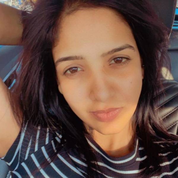 வெயிலுக்கா இதமான போட்டோஸ் 