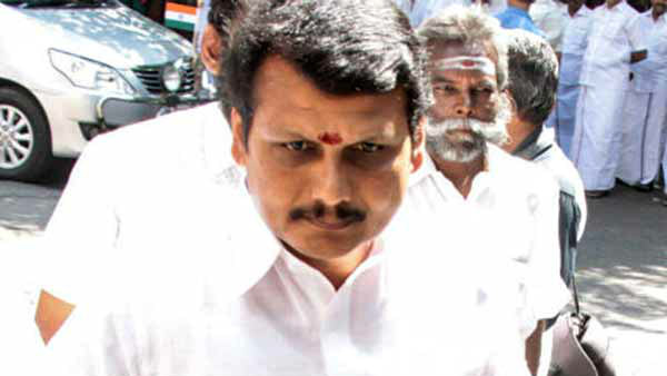 என்ன குட்டிக்கரணம் போட்டாலும்.. 
