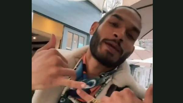 ஓட்டம் பிடித்த இளைஞர்கள்