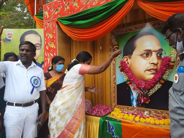 அம்பேத்கர் கனவும் மோடியும் 