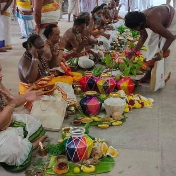 பக்தர்கள் பங்கேற்க தடை 