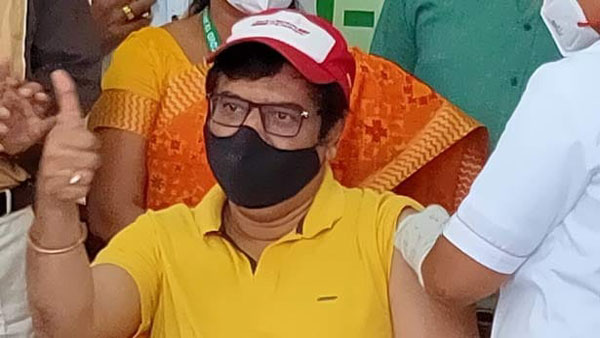 அரசு மருத்துவமனையில் கொரோனா தடுப்பூசி 