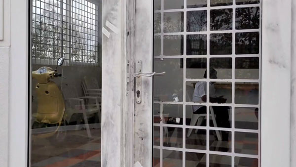 25 ஏக்கர் நடுவில் பங்களா 25 ஏக்கர் நடுவில் பங்களா