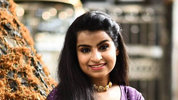 காத்தாட போட்டோஷூட் 