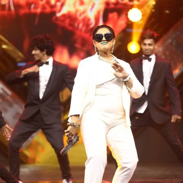 பிக் பாஸ் பிரபலம் 