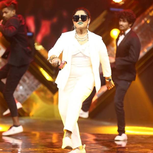 எப்பவும் தனி ரகம் 