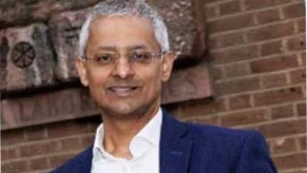 ஆராய்ச்சியாளர் ஆராய்ச்சியாளர்