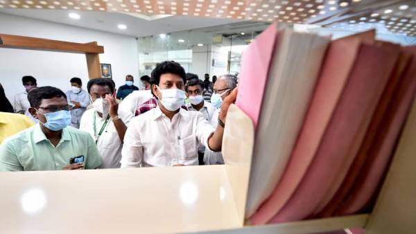 சபாஷ் வாங்கிய அமைச்சர்