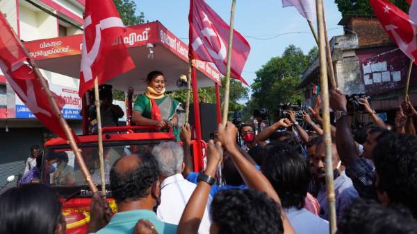 கல்லூரி பேராசிரியர் கல்லூரி பேராசிரியர்