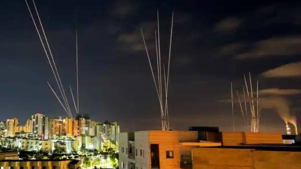 கடும் சண்டை 