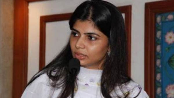 பின்புலம் 