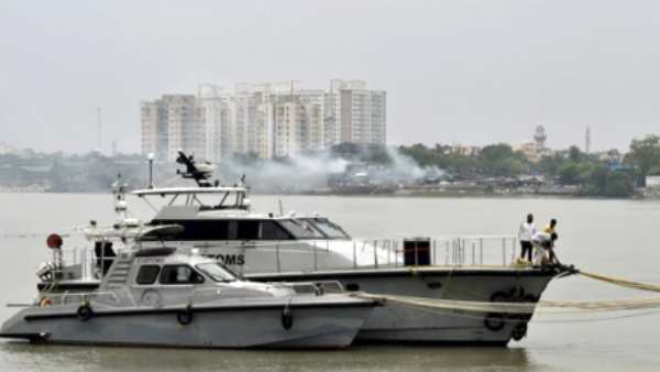 மீனவர்கள் மீனவர்கள்