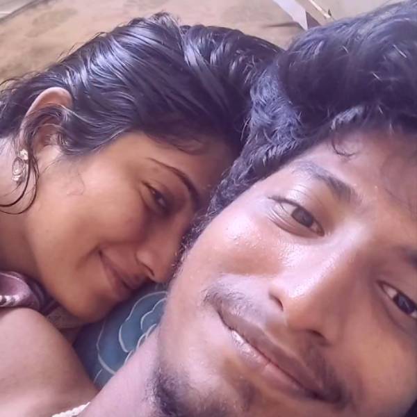 துரு துரு பெண் 