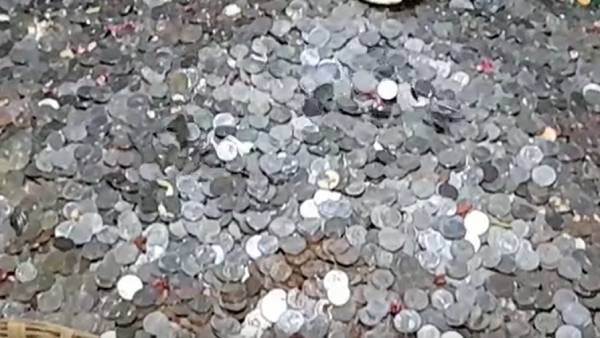 One lakh rupees anointing for Lakshmi Kubera Temple of Walajapet on the day of Akshaya Tritiya One lakh rupees anointing for Lakshmi Kubera Temple of Walajapet on the day of Akshaya Tritiya