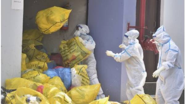 அமெரிக்காவில் குறையும் பாதிப்பு 