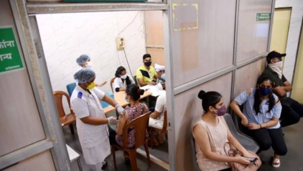 இந்தியாவில் கொரோனா பாதிப்பு இந்தியாவில் கொரோனா பாதிப்பு