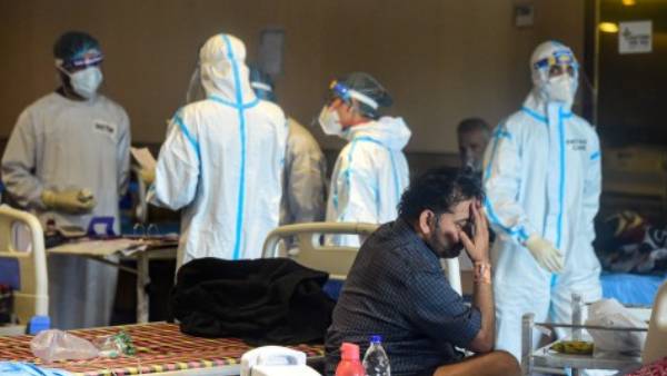 பொருளாதார சீரழிவு 