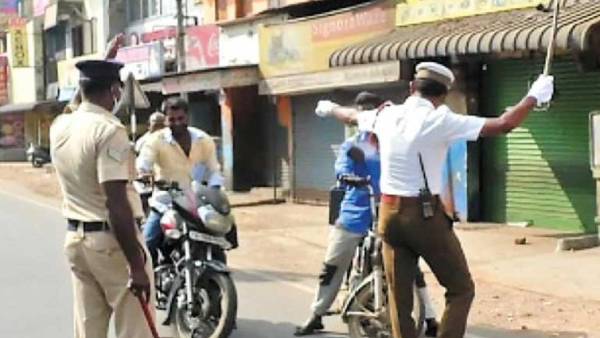 Puducherry-Tamil Nadu border Shops were open on one side and other side closed 