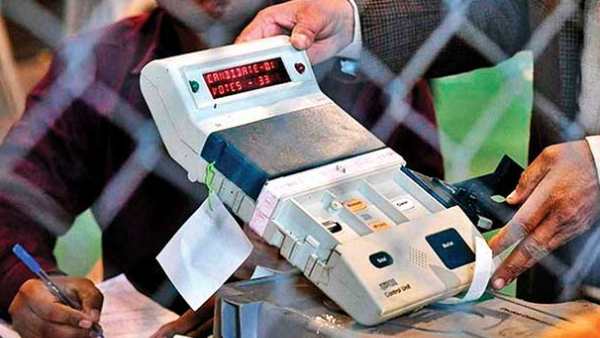 எத்தனை வேட்பாளர்கள் 