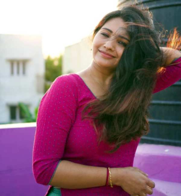 ரசிகர்கள் மனதில் இடம் 