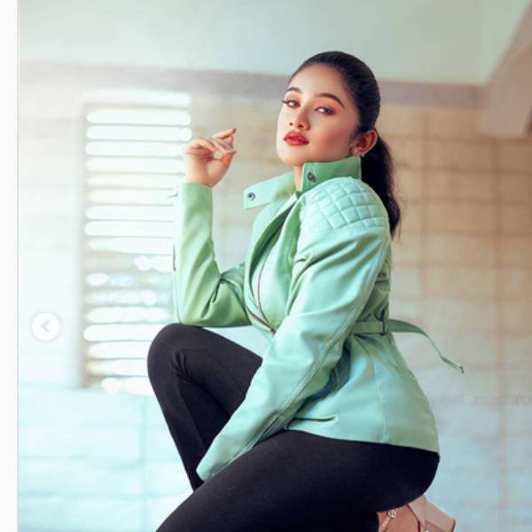 வைரலாகும் மீம்ஸ் 