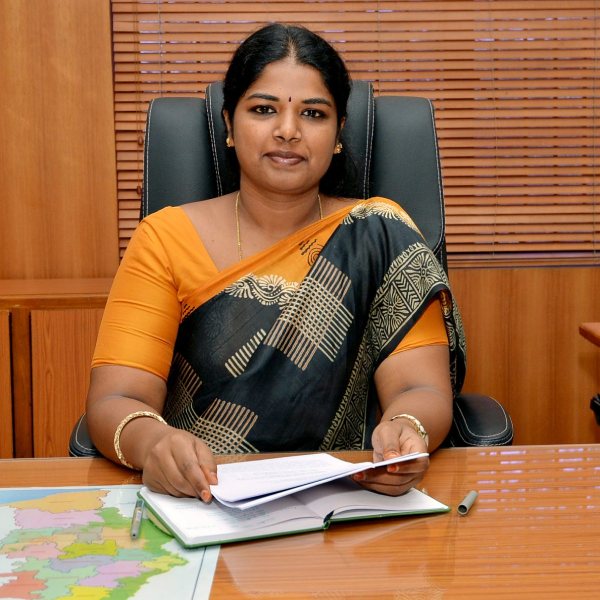 பொறுப்பான அதிகாரி பொறுப்பான அதிகாரி