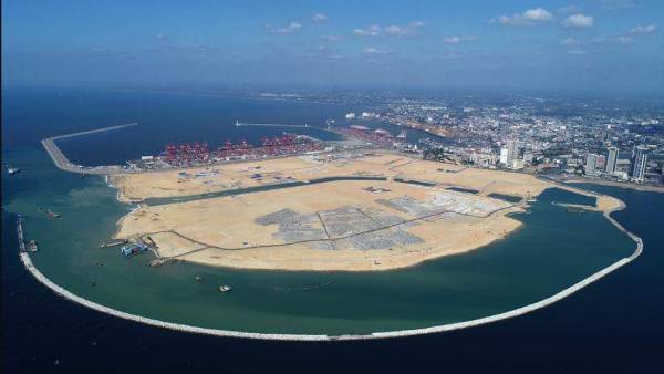 அணிசேரா கொள்கையில் தளர்வு