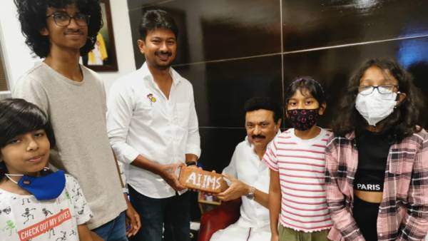  ட்விட்டரில் பதிவு