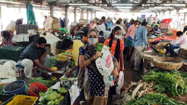 ரூ 105 க்கு விற்பனை 