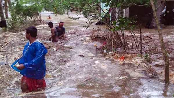 1 crore people affected by Yass cyclone : PM Modi inspects Odisha, West Bengal today 1 crore people affected by Yass cyclone : PM Modi inspects Odisha, West Bengal today