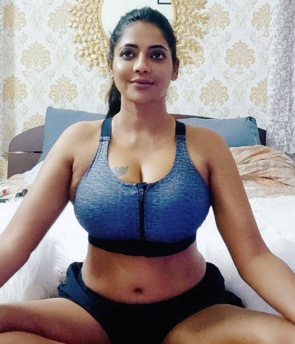 ரேஷ்மாவின் யோகா 