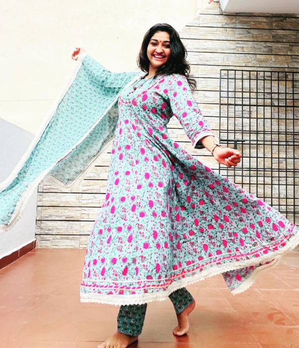 சூப்பர் கேரக்டர் 