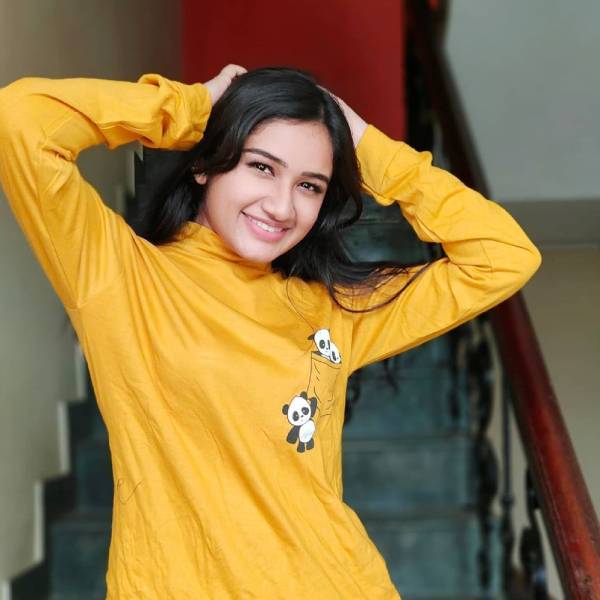 இல்லத்தரசிகளுக்காகவே 