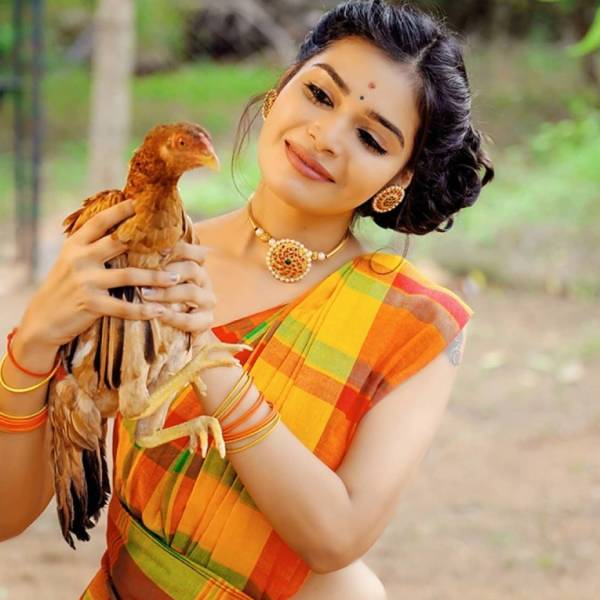 வேற லெவல் கேப்ஷன் 