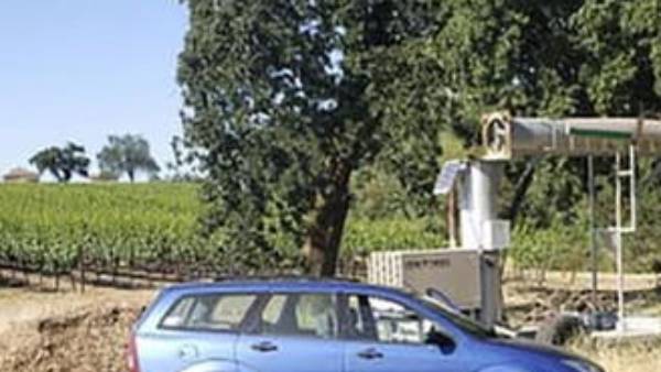 வனப்பகுதியில் சிக்கினார்கள் 