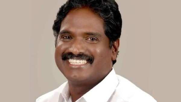 அமைச்சர் பதவிக்கு இணையானது 